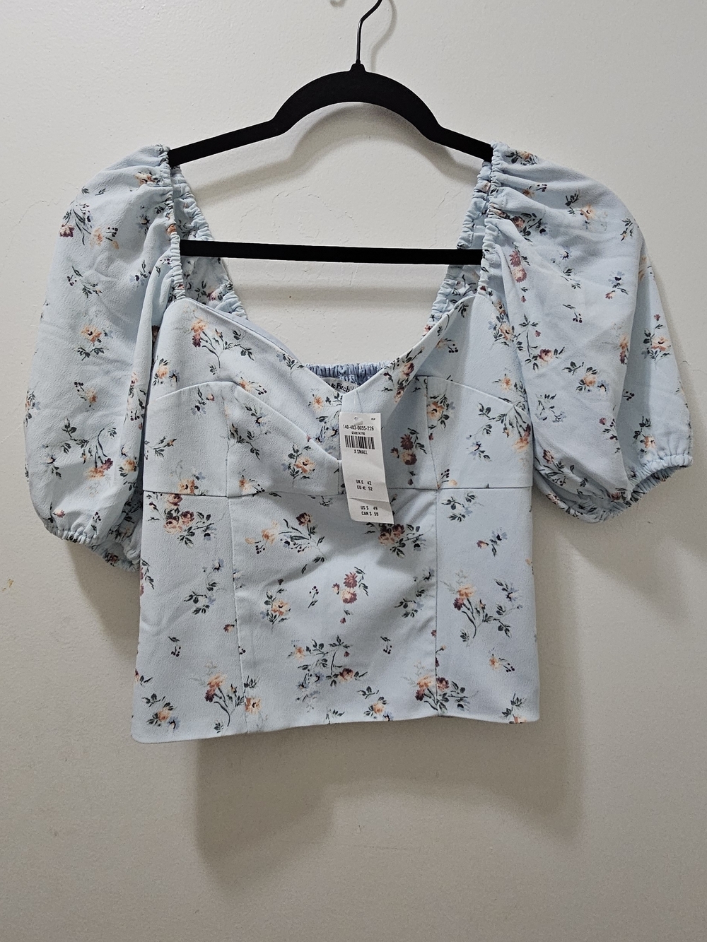 Abercrombie & Fitch Pale Blue Floral Puff-Sleeve Top
